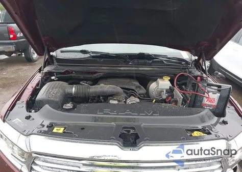 2019 Ram 1500 Longhorn 4X4 6'4 Box z USA, uszkodzony, nr VIN 1C6SRFST4KN563879